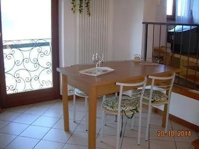 Wohnung Nr, 3 Im Casa Margherita, Mit Terrasse, Garten Und Seeblick Sommavilla 이탈리아