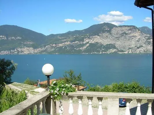 Wohnung Nr, 3 Im Casa Margherita, Mit Terrasse, Garten Und Seeblick Sommavilla Apartman